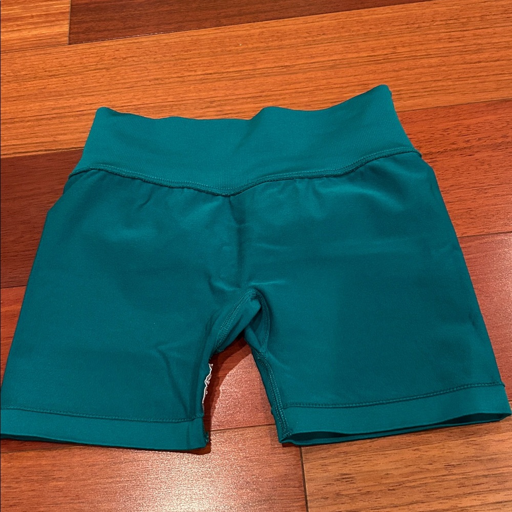 Ladies size XS teal work out shorts - Picture 5 of 7